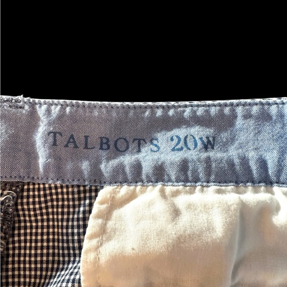 Talbot’s Women’s Weekend Chino Short Navy Gingham w/Embroidered Mopeds Sz 20W - Picture 3 of 8
